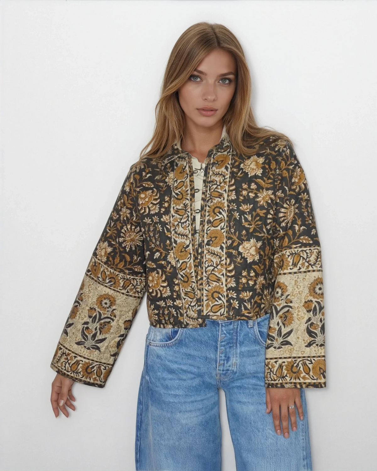 Della Reversible Quilted Jacket in Black Jacobean