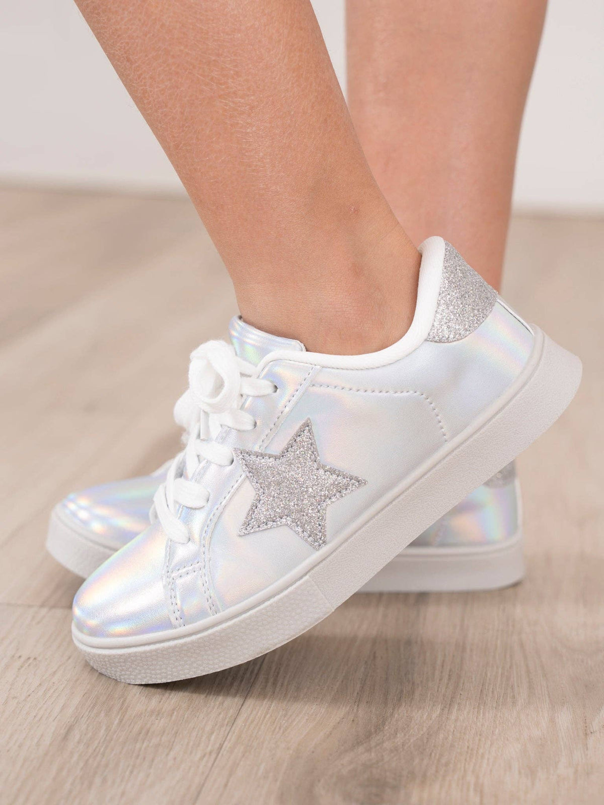Girls' Sparkle Metallic Sneaker - Silver