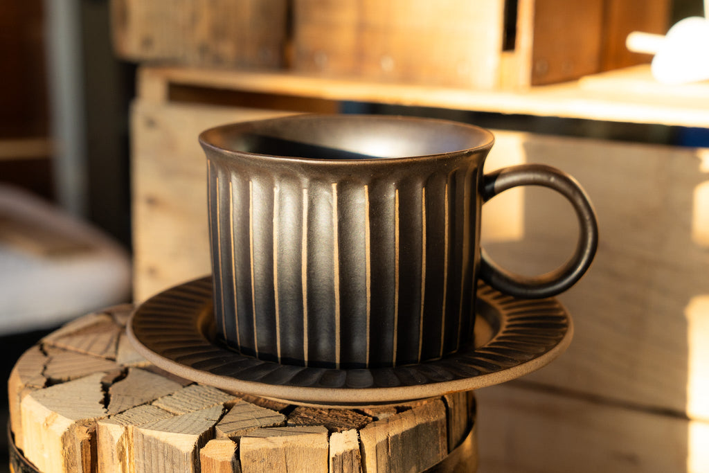 Modern Ribbed Neutral Mug with Matching Dish