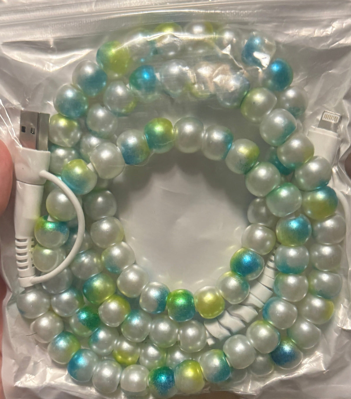 PATTERNED BEADED 4-IN-1 FAST CHARGING PHONE AND DEVICE CHARGER | 26 STYLES