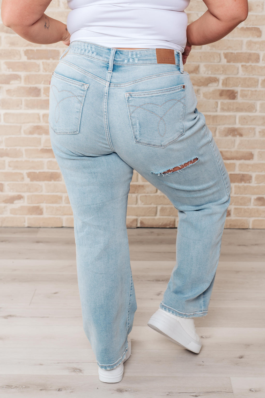 Parker High Rise 90's Judy Blue Straight Jeans