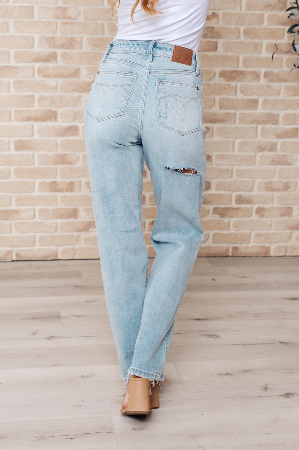 Parker High Rise 90's Judy Blue Straight Jeans
