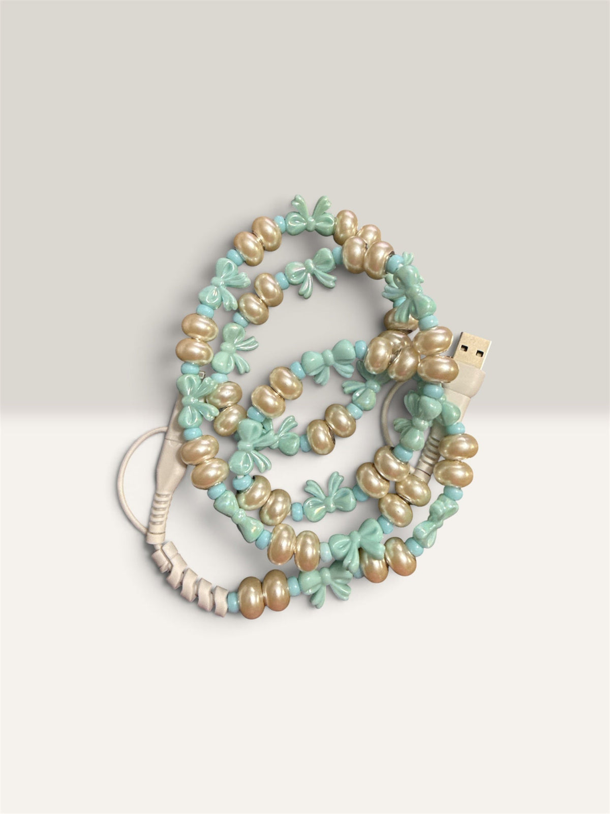 PATTERNED BEADED 4-IN-1 FAST CHARGING PHONE AND DEVICE CHARGER | 26 STYLES