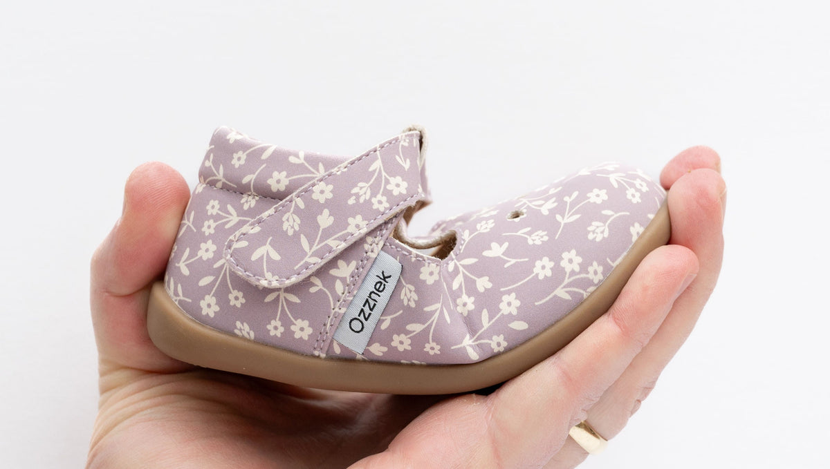 Ava Blossom Kids' Barefoot Mary Janes - Floral