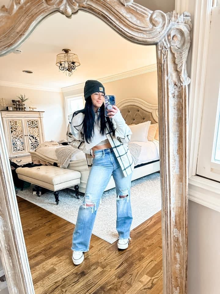 Rose High Rise 90's Straight Judy Blue Jeans in Light Wash