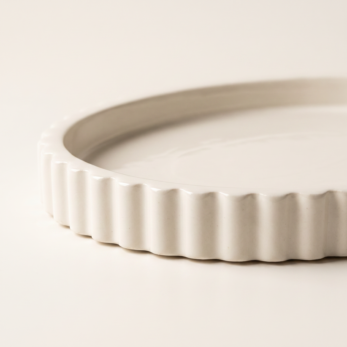 Scalloped Oval Tray - 8"